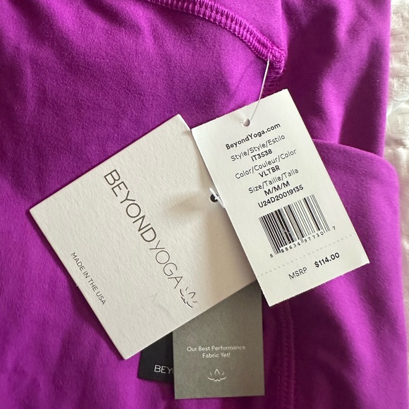 Beyond Yoga Fuchsia Active Leggings - Picture 2 of 2